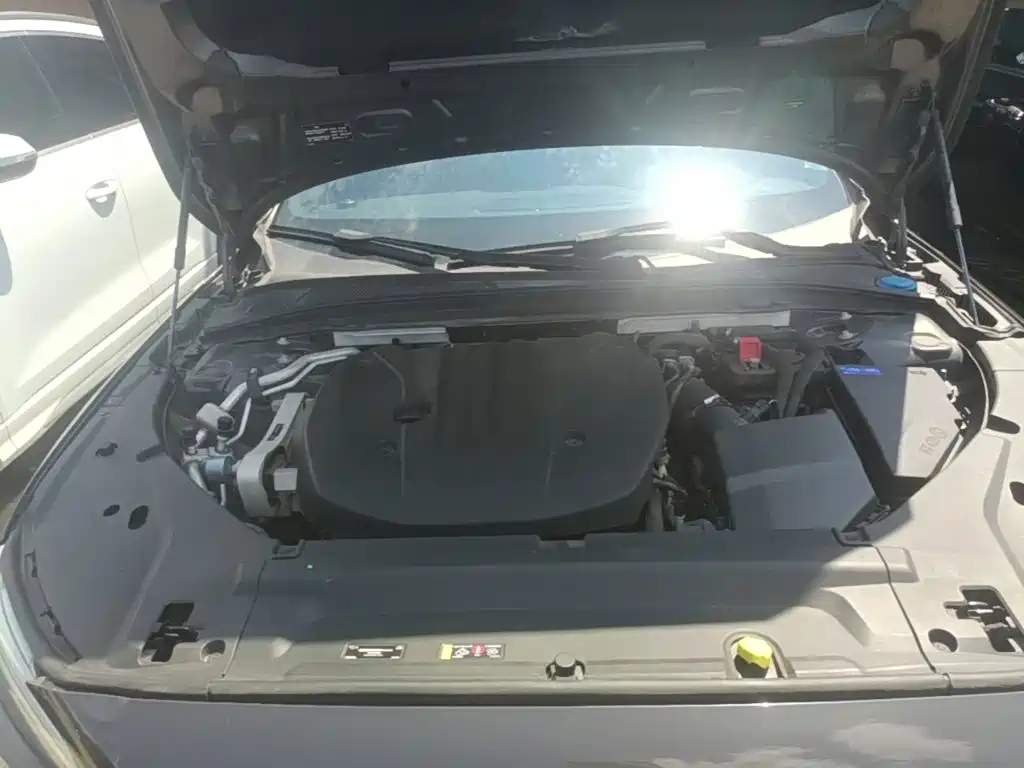 Volvo S90 — миниатюра 20