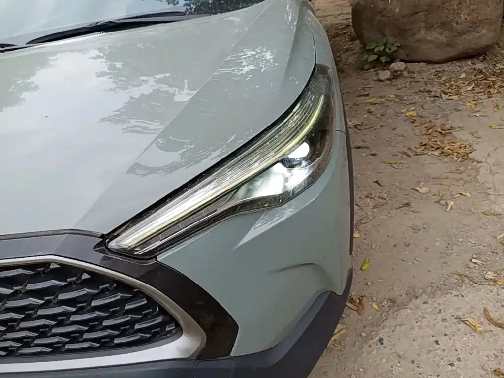 Toyota Corolla Cross — миниатюра 24