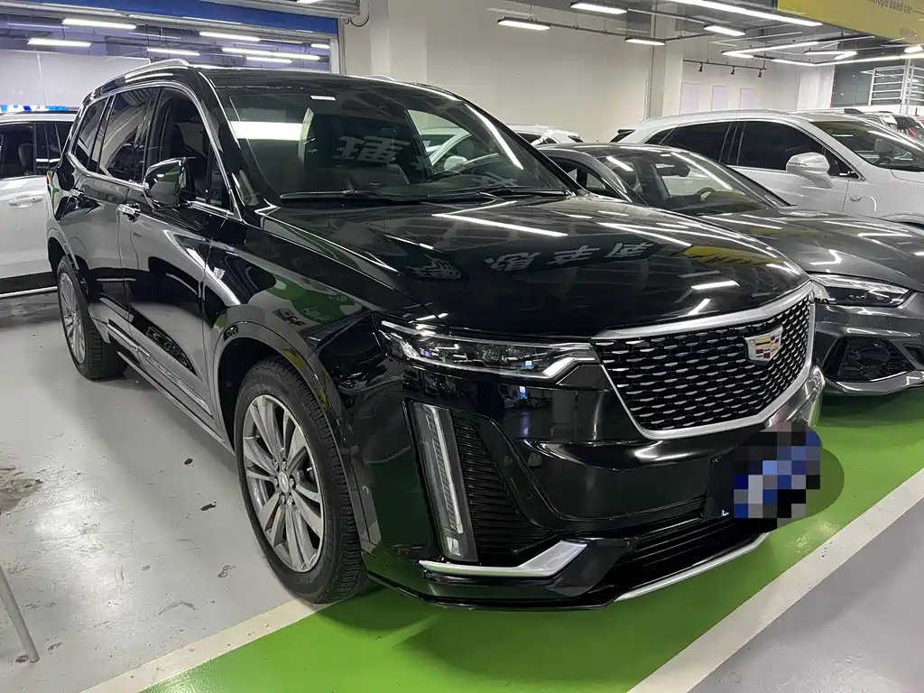 Cadillac XT6 2020 28T мест Luxury