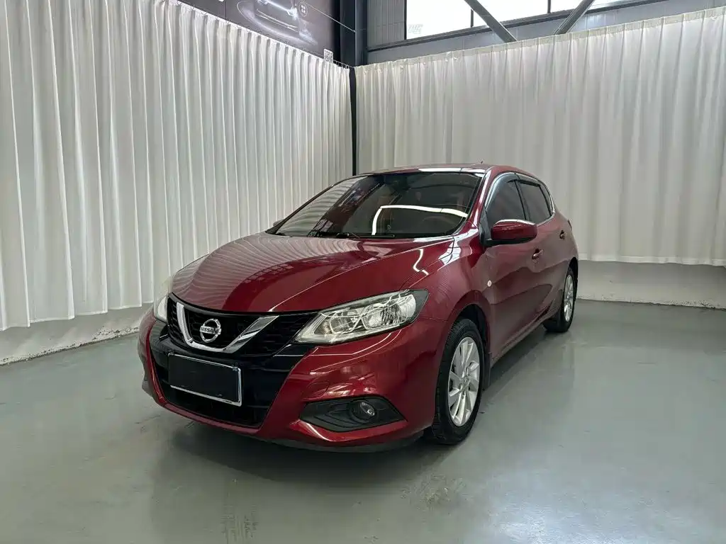 Nissan Tiida — миниатюра 2