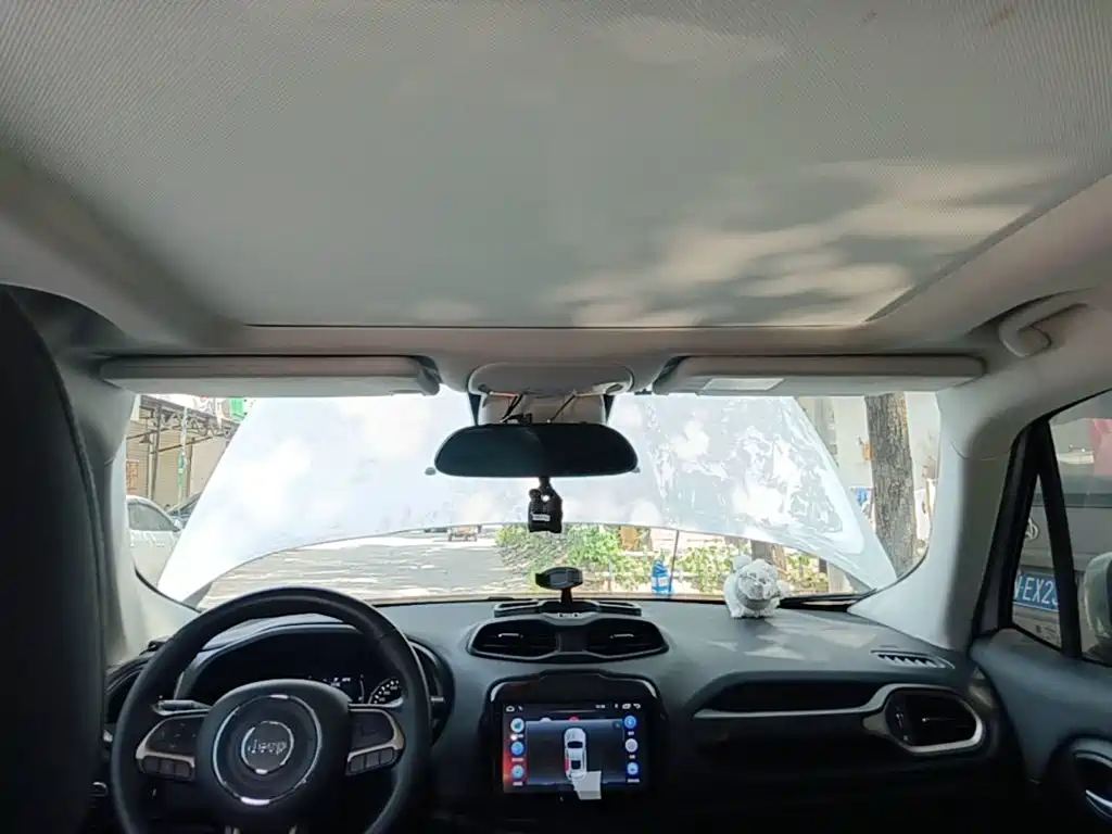 Jeep Renegade — миниатюра 18