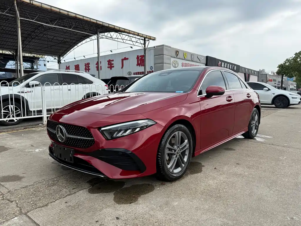 Mercedes-Benz A-Class — миниатюра 2