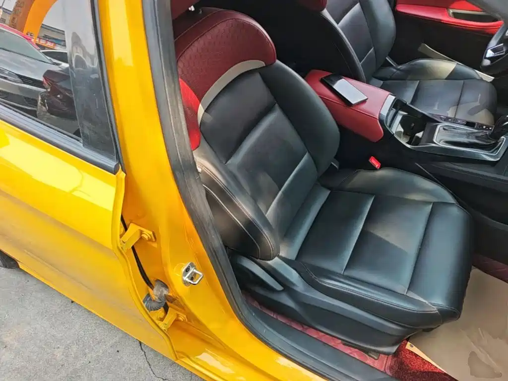 MG MG5 — миниатюра 25