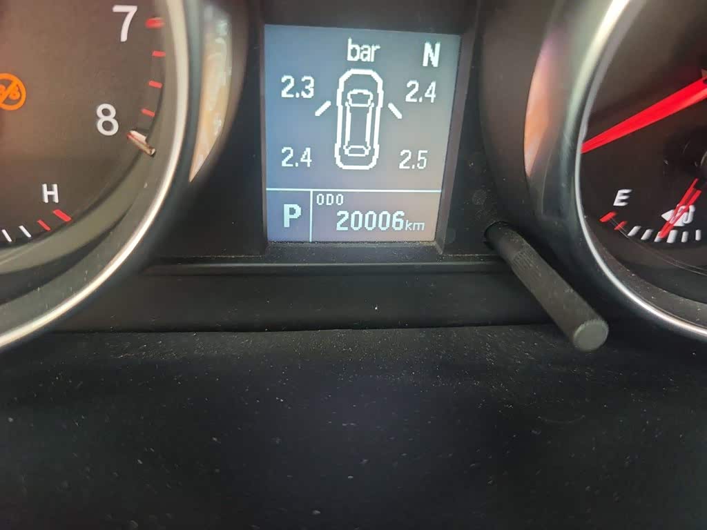 Haval Haval M6 1.5 л 2021 г. Белый, пробег 20000 км