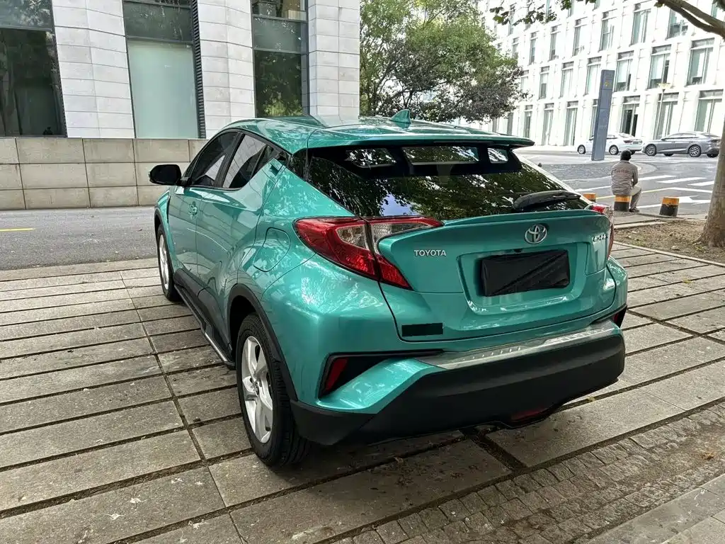 Toyota C-HR — миниатюра 6