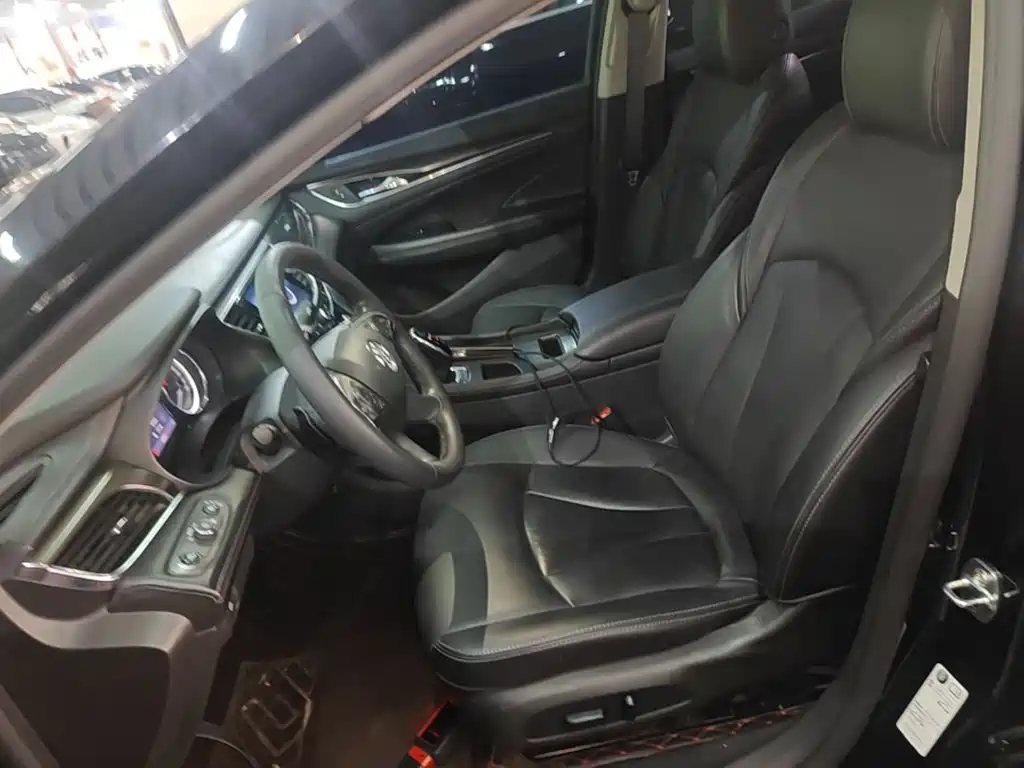 Buick LaCrosse — миниатюра 15