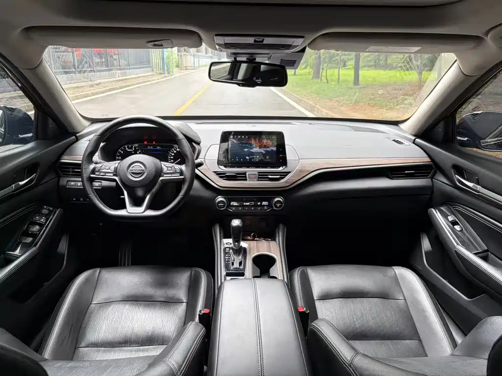 Nissan Teana — миниатюра 6