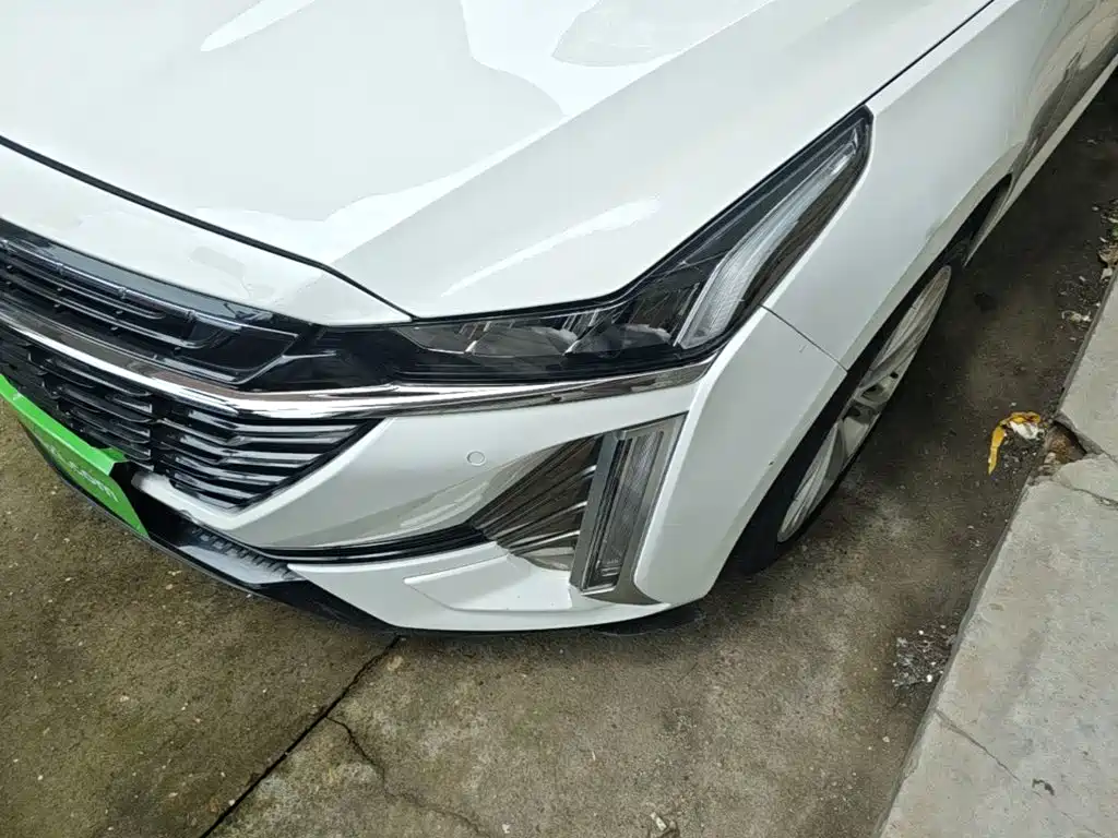 Cadillac CT5 — миниатюра 24