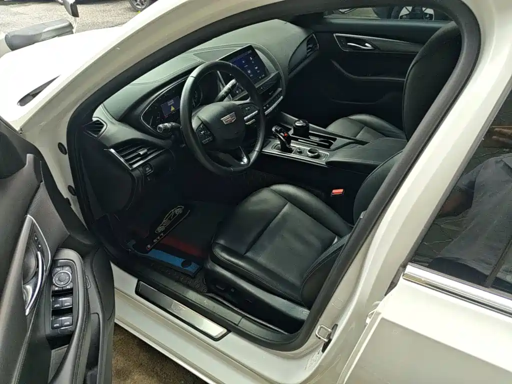 Cadillac CT5 — миниатюра 15