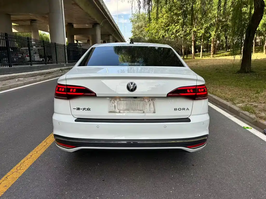 Volkswagen Bora — миниатюра 14