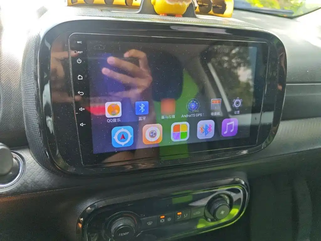 Roewe Clever — миниатюра 6