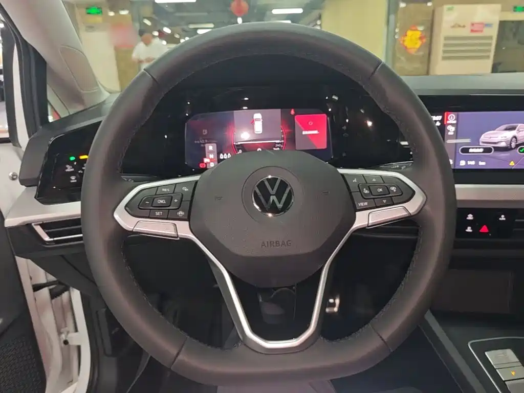 Volkswagen Golf — миниатюра 11