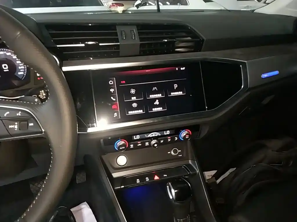 Audi Q3 Sportback — миниатюра 13