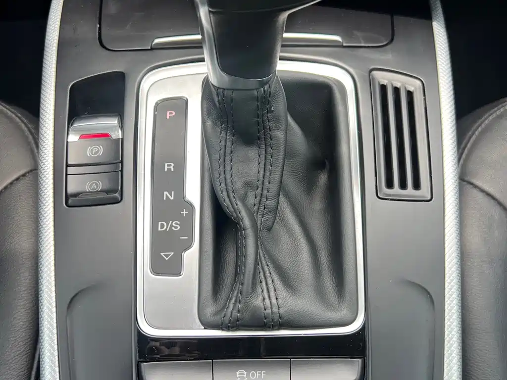 Audi A4L — миниатюра 11