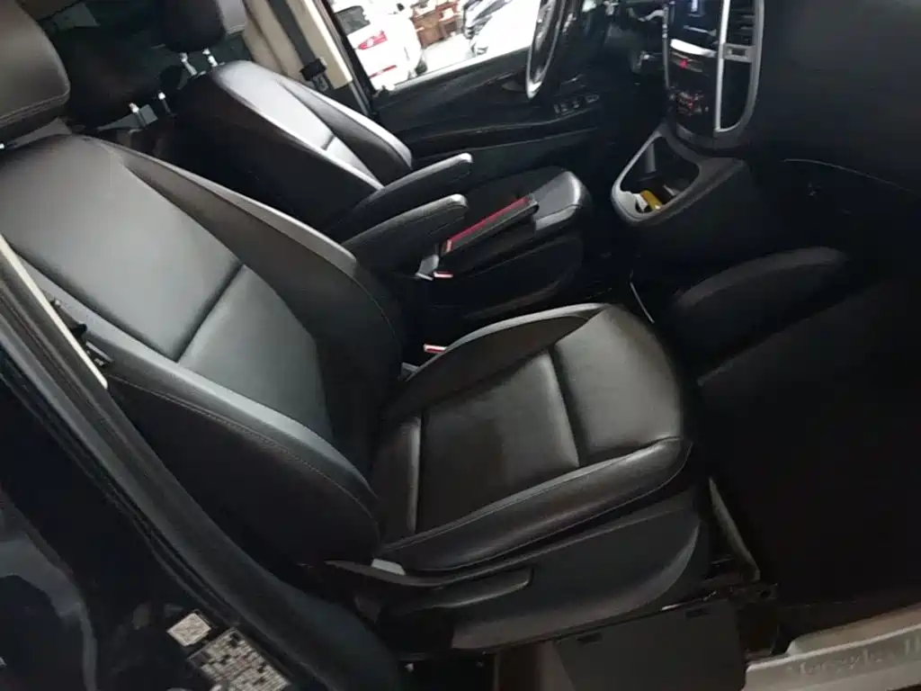 Mercedes-Benz Vito — миниатюра 25