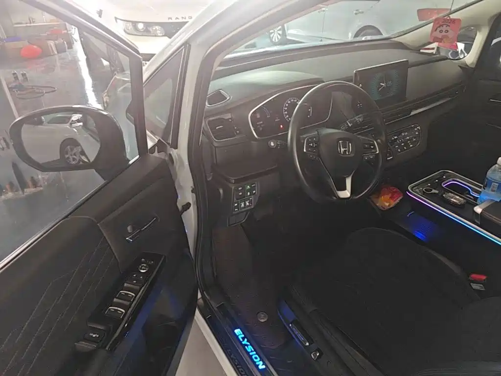 Honda Elysion — миниатюра 16