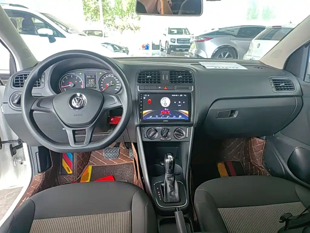 Volkswagen Polo — миниатюра 10