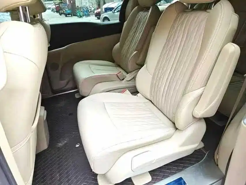 Buick GL8 — миниатюра 5