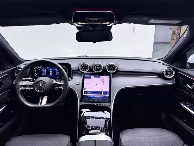 Mercedes-Benz C-Class — миниатюра 10