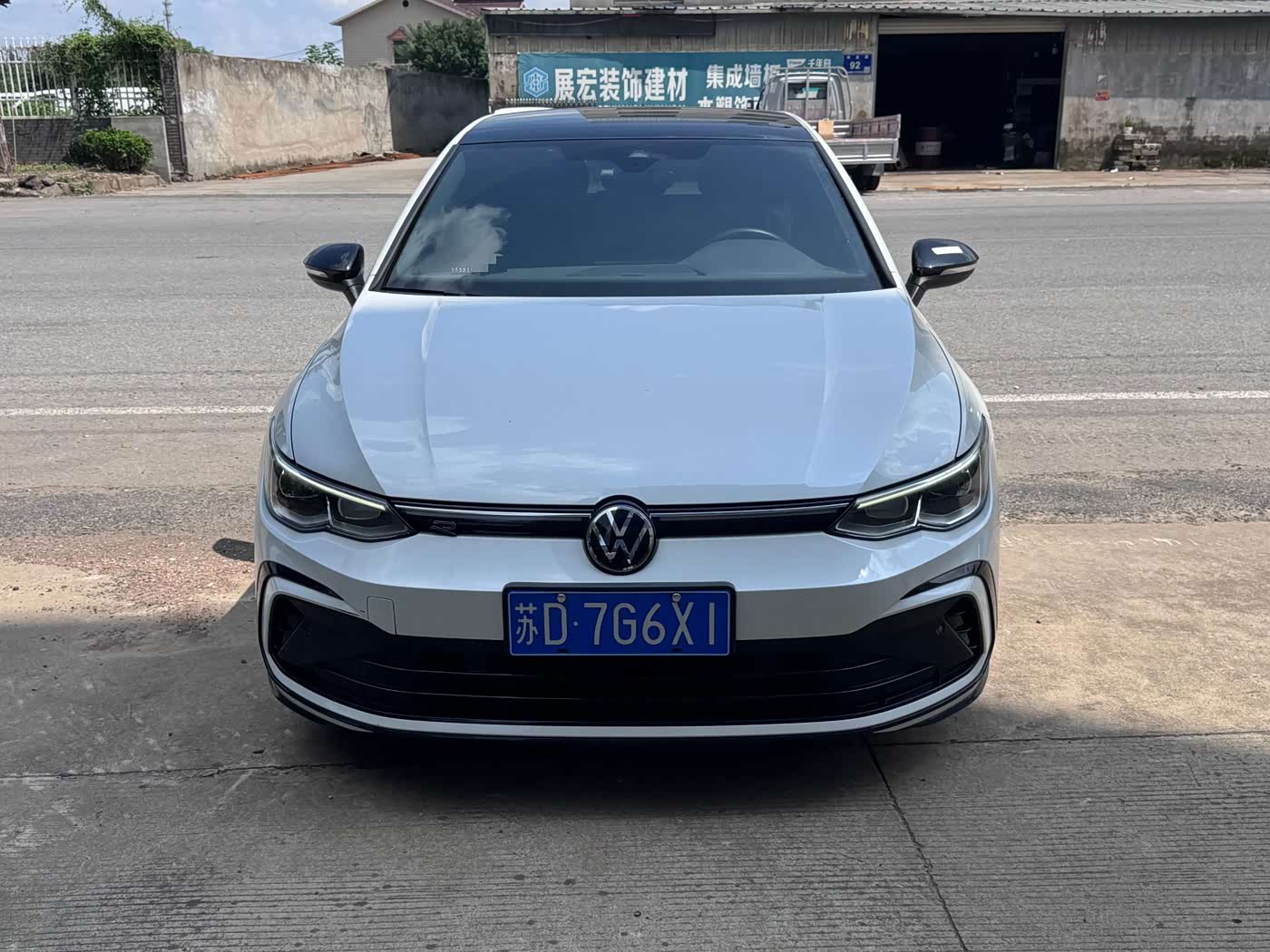 Volkswagen Golf 1.4 л 2021 г. Белый, пробег 49000 км