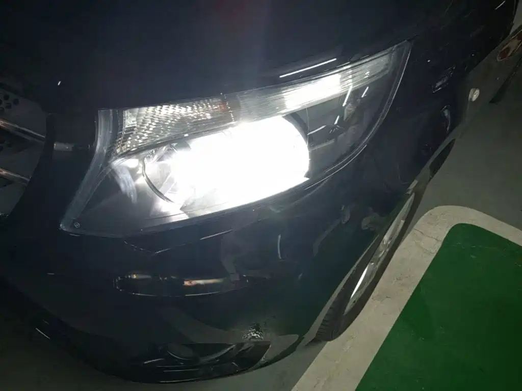 Mercedes-Benz Vito — миниатюра 24