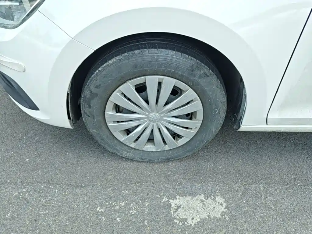 Volkswagen Santana — миниатюра 23