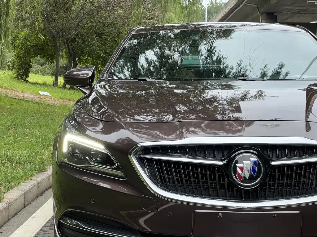 Buick LaCrosse 2016 28T Flagship