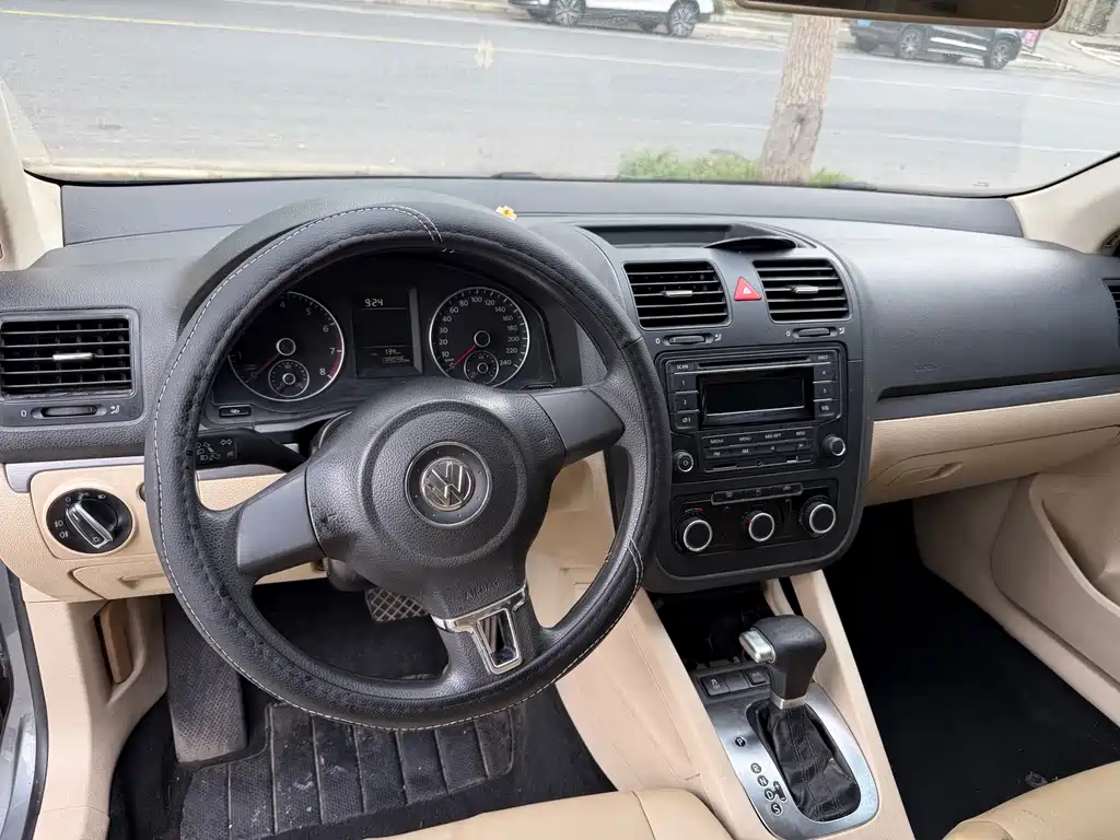 Volkswagen Sagitar — миниатюра 11