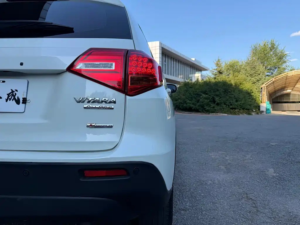 Suzuki Vitara — миниатюра 8