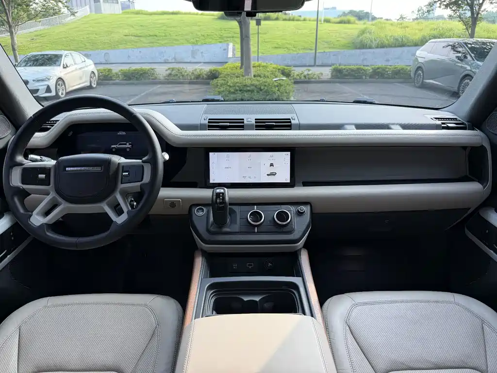 Land Rover Land Rover Defender 2021 110 P400