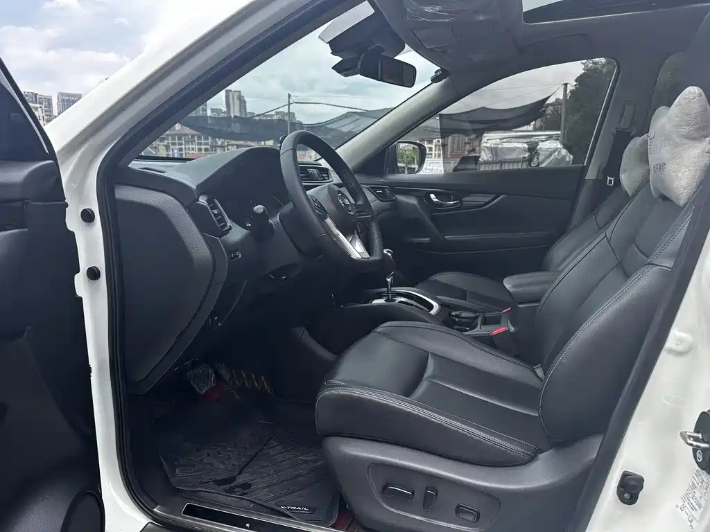 Nissan X-Trail — миниатюра 4