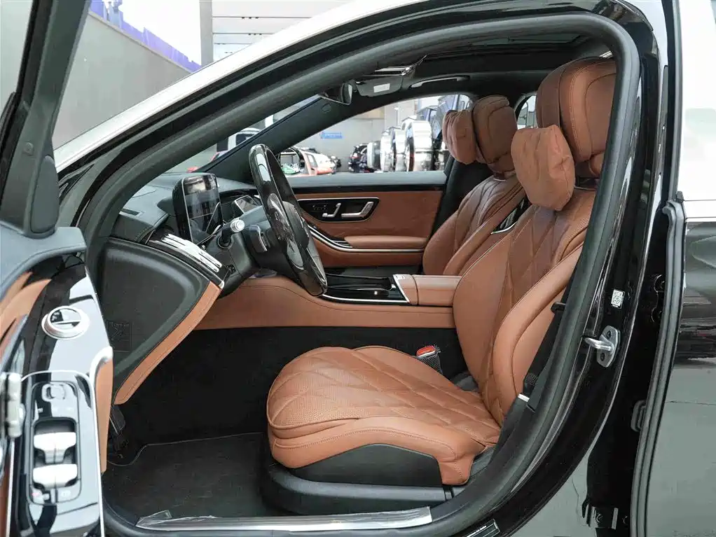 Mercedes-Benz S-Class — миниатюра 11