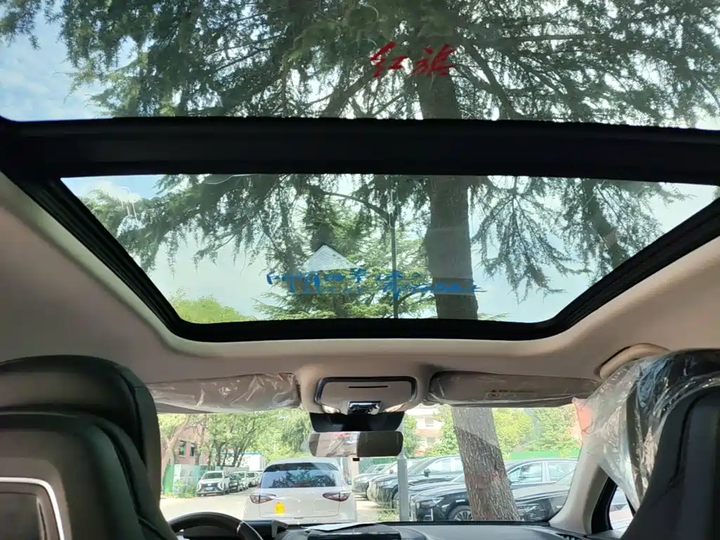 Hongqi Hongqi HS3 PHEV — миниатюра 18