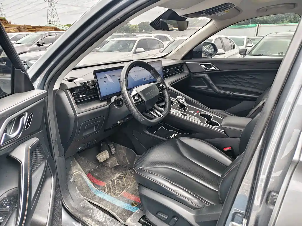 Roewe RX5 New Energy — миниатюра 4