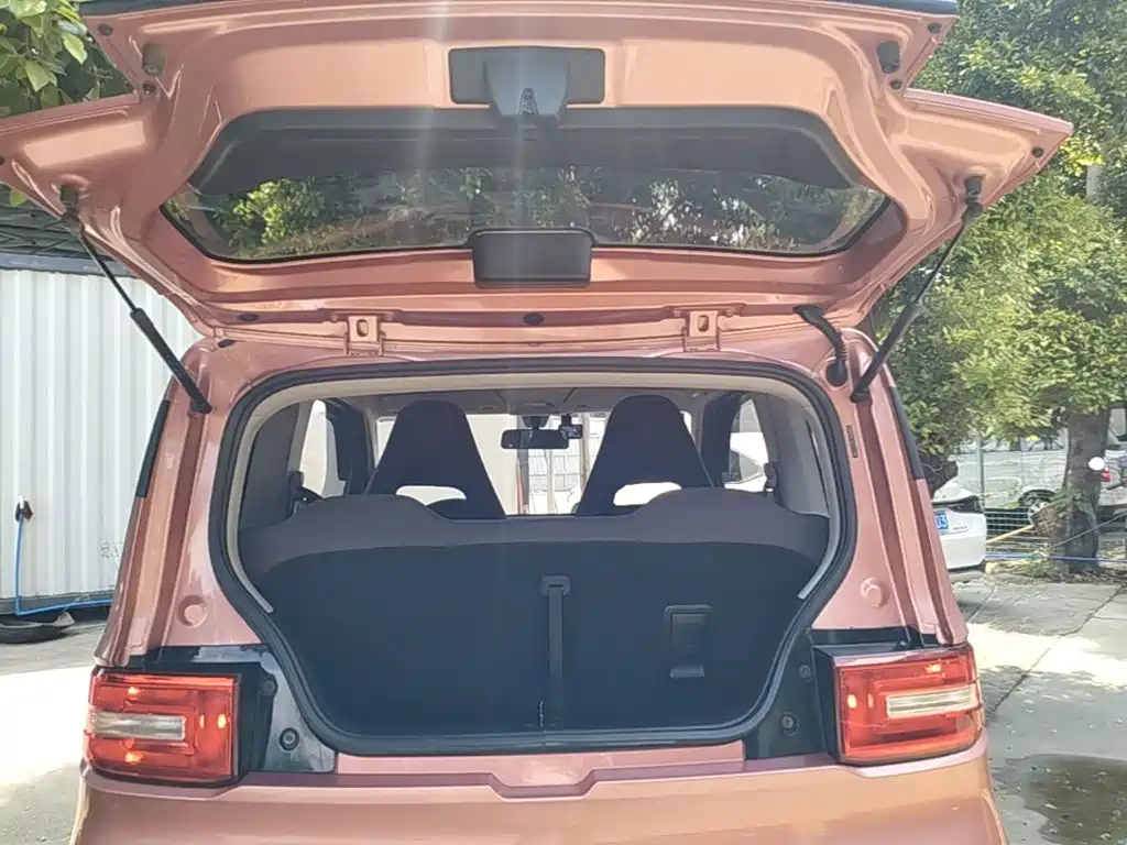 Wuling MINIEV — миниатюра 19