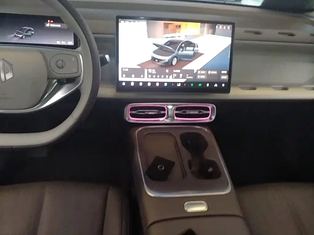 Leapmotor Leapmotor B01 — миниатюра 14