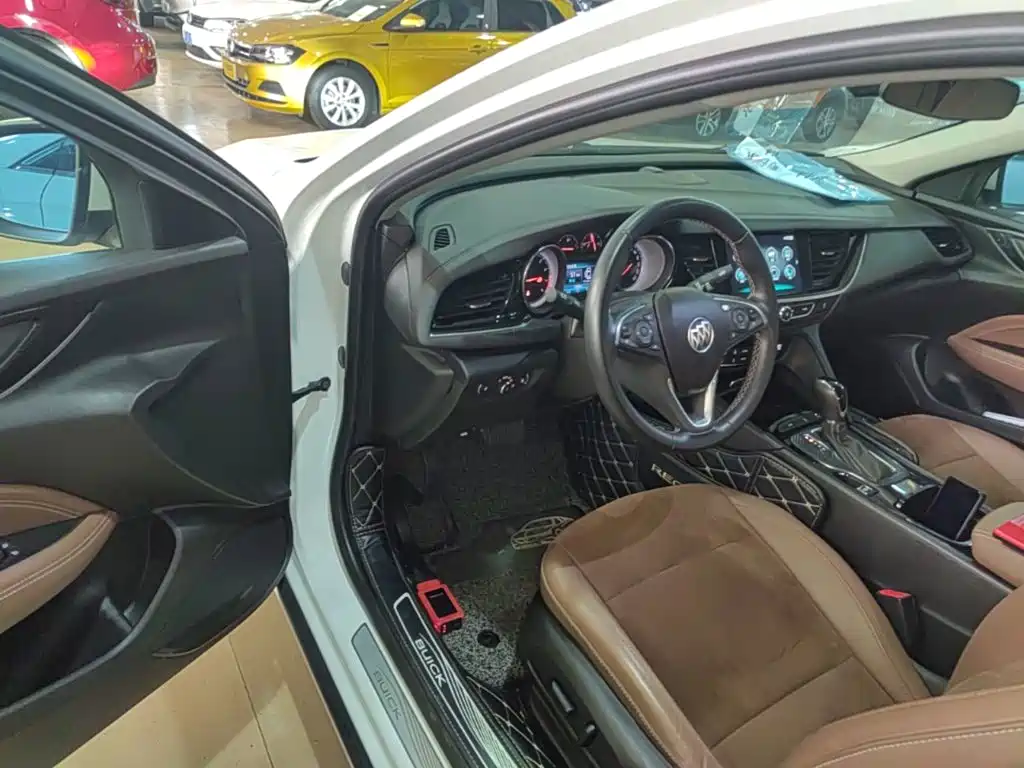 Buick Regal — миниатюра 16