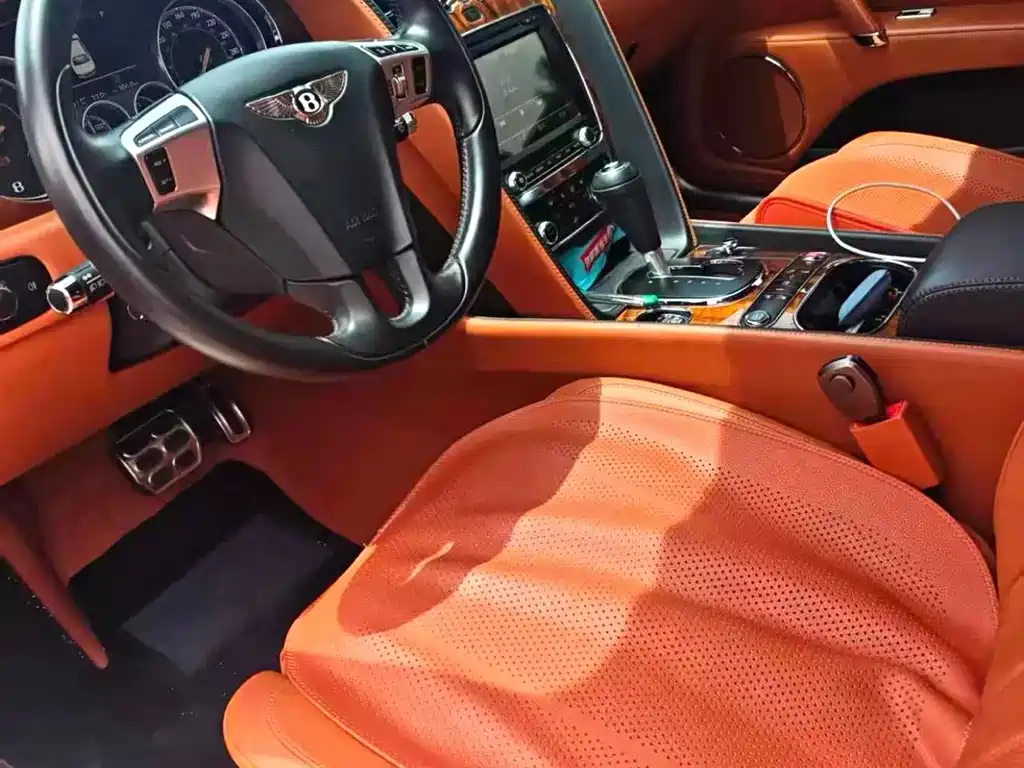 Bentley Flying Spur — миниатюра 4