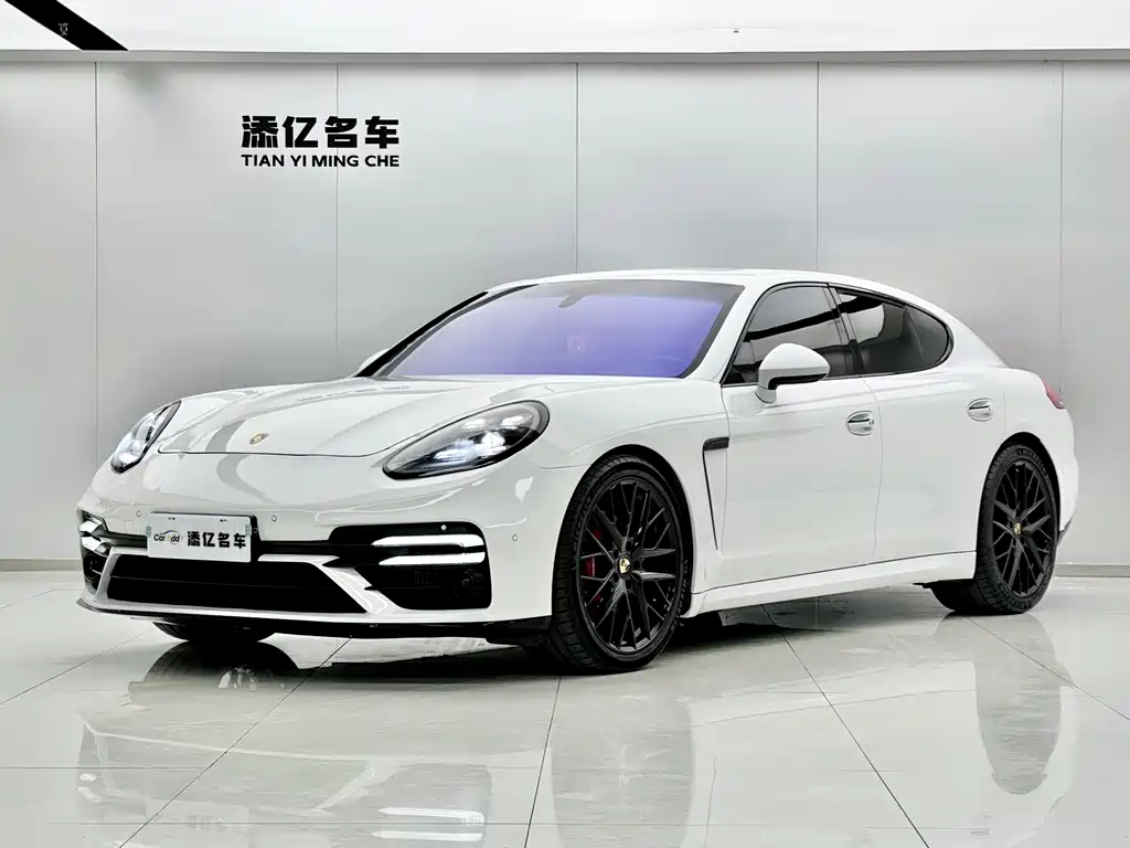 2014 Porsche Panamera - zdjęcie 1 z 26