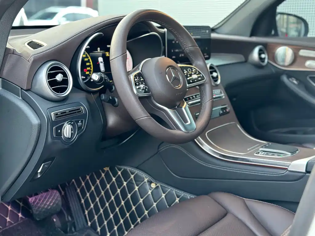 Mercedes-Benz GLC 2021 GLC 300 L 4MATIC