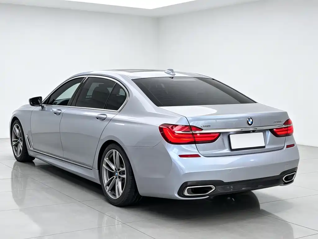 BMW 7 Series 7 2016 740Li Lead