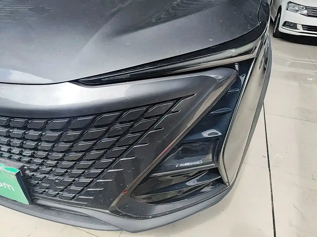 Changan UNI-T — миниатюра 24