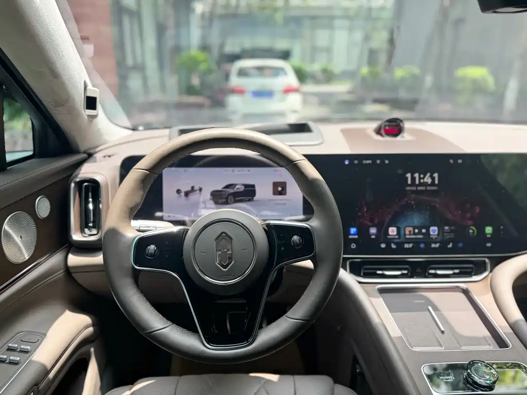 Aito M9 2024 Max 100kWh 6 мест