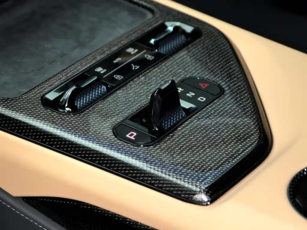 LOTUS SPORTS CAR EMEYA FLOWERS