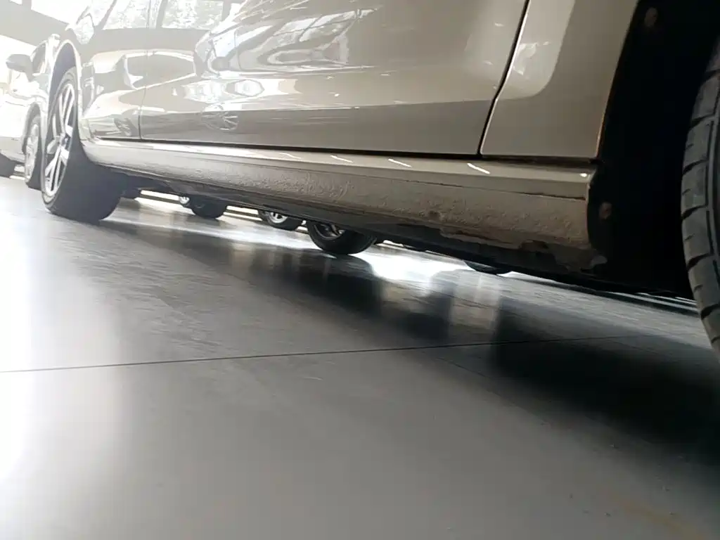 Volkswagen Golf — миниатюра 21