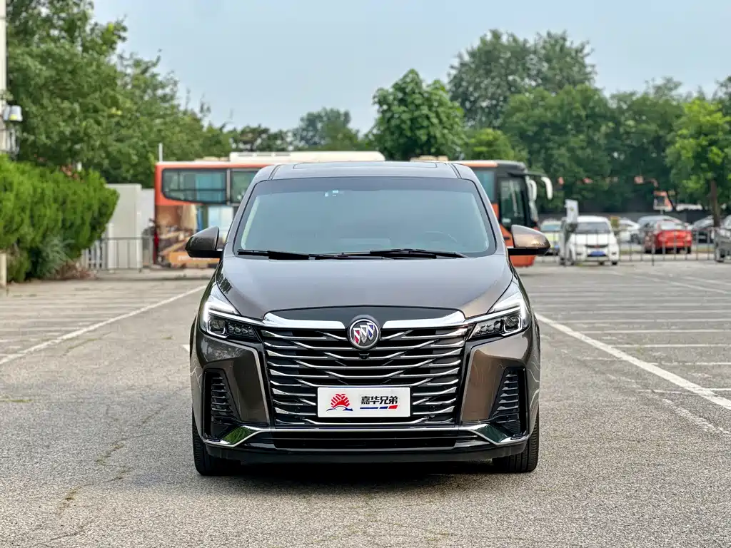 Buick GL8 2023 Luxury
