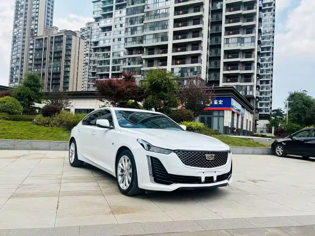 Cadillac CT5 — миниатюра 2
