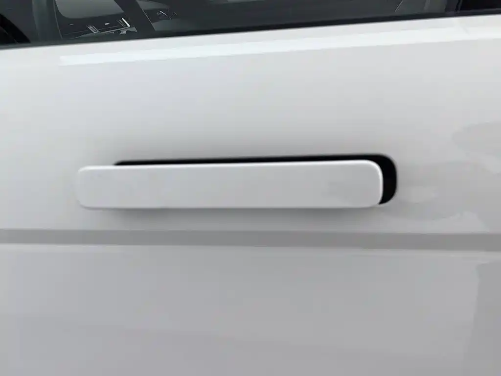 Land Rover Evoque — миниатюра 18