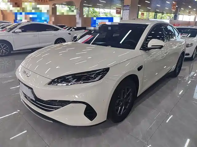 2025 BYD Seal
