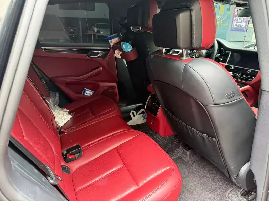 Porsche Macan — миниатюра 9